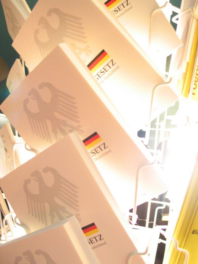 24C3: Die leuchtende Verheißung des Grundgesetzes