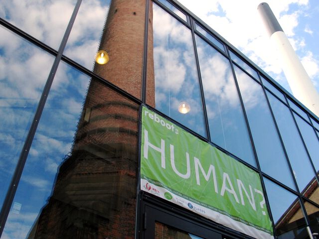 reboot9 - Human?