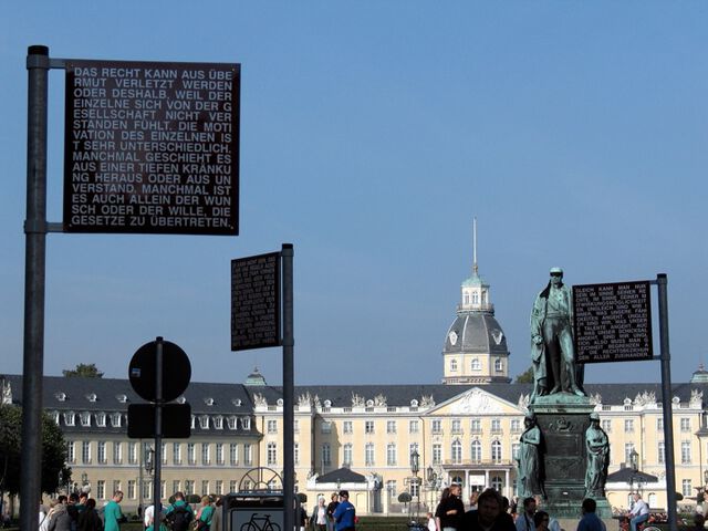 Platz der Grundrechte