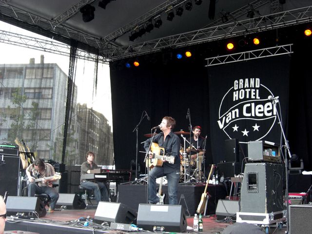 Fest van Cleef -  I Am Kloot