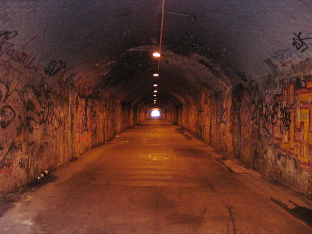 Chemnitz: Fußgängertunnel