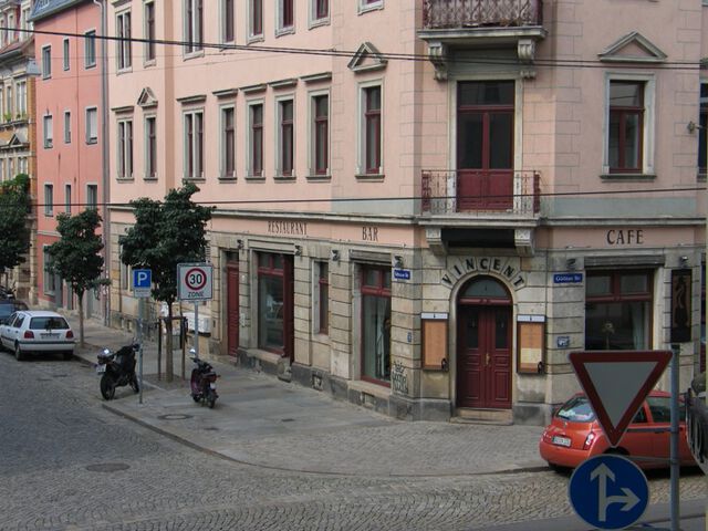 Bei Lolli vor der Tür
