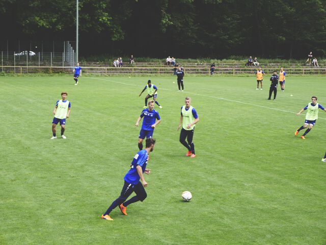 Trainingsauftakt beim KSC