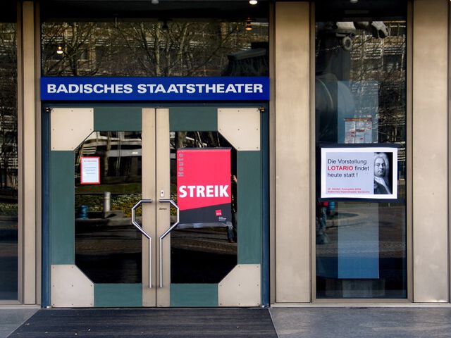 Theater streikt!