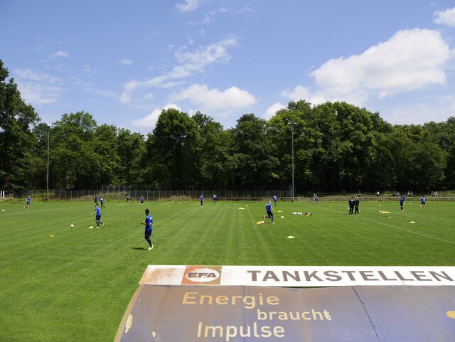 Trainingsauftakt beim KSC