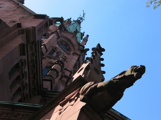Gargoyle an der Grabkapelle 4