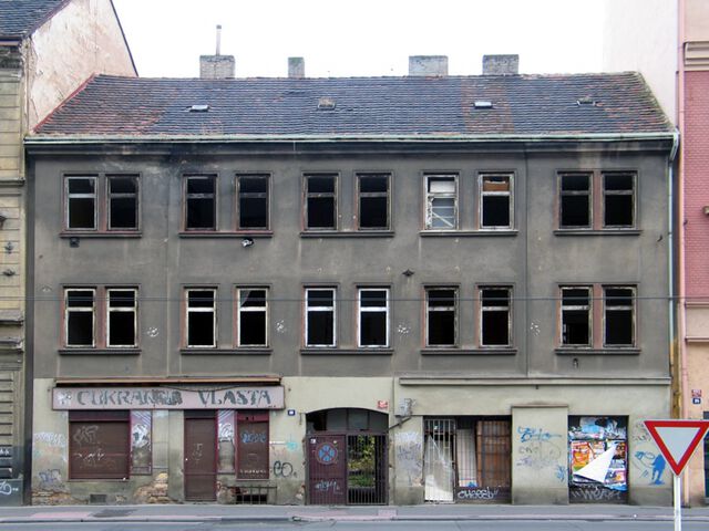 Leeres Haus / Empty House